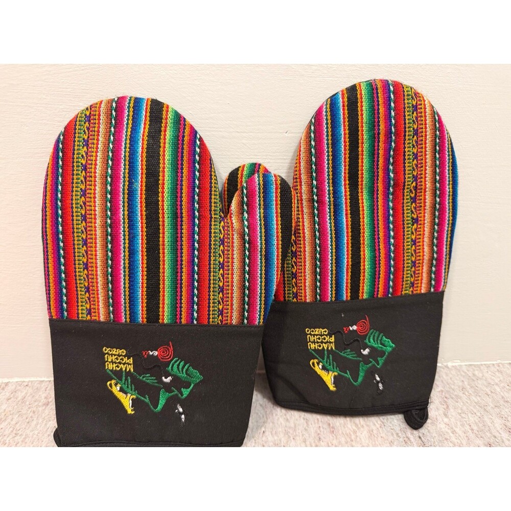 Peruvian Woven Oven Mitt Pair โ Machu Picchu Cuzco Embroidered Kitchen Set